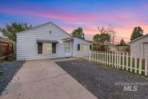 $209,000 | 908 Yakima Avenue, Filer, ID 83328