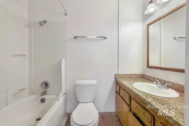 $209,900 | 908 Yakima Avenue, Filer, ID 83328