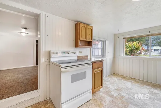 $209,900 | 908 Yakima Avenue, Filer, ID 83328