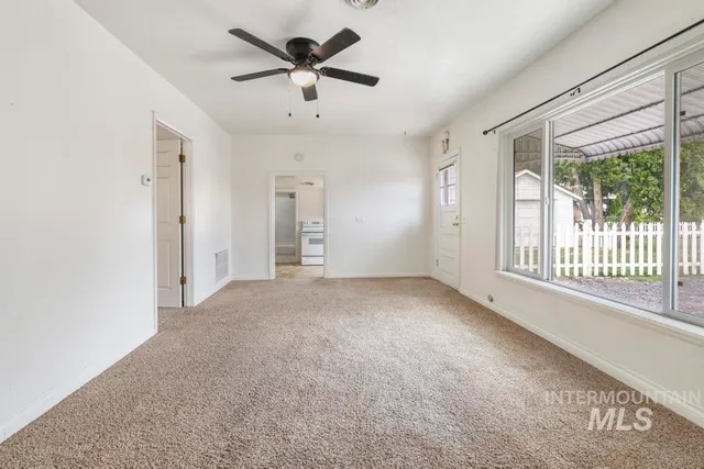 $209,900 | 908 Yakima Avenue, Filer, ID 83328