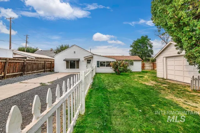 $209,900 | 908 Yakima Avenue, Filer, ID 83328