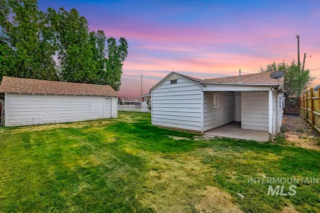 $209,900 | 908 Yakima Avenue, Filer, ID 83328