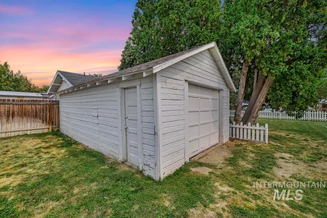 $209,900 | 908 Yakima Avenue, Filer, ID 83328