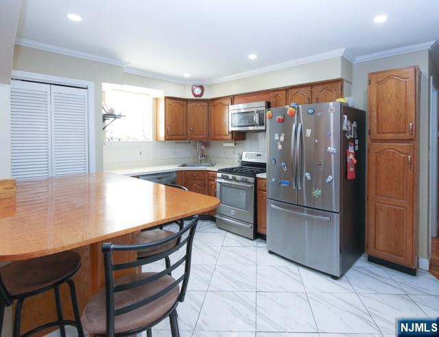 40-44 Rome Street, Unit 3 Newark, NJ 07105 - Photo 4 of 8