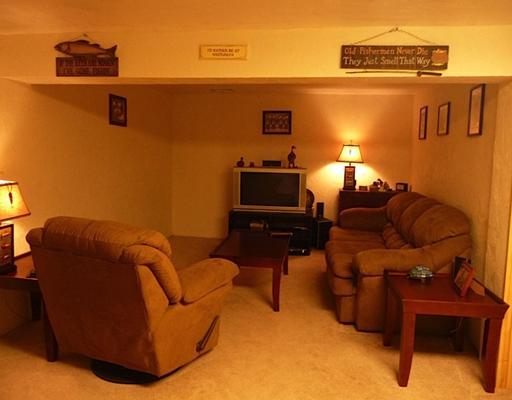 355 Zion Church Road Alverton, PA 15612 - Photo 13 of 25 Family Room.