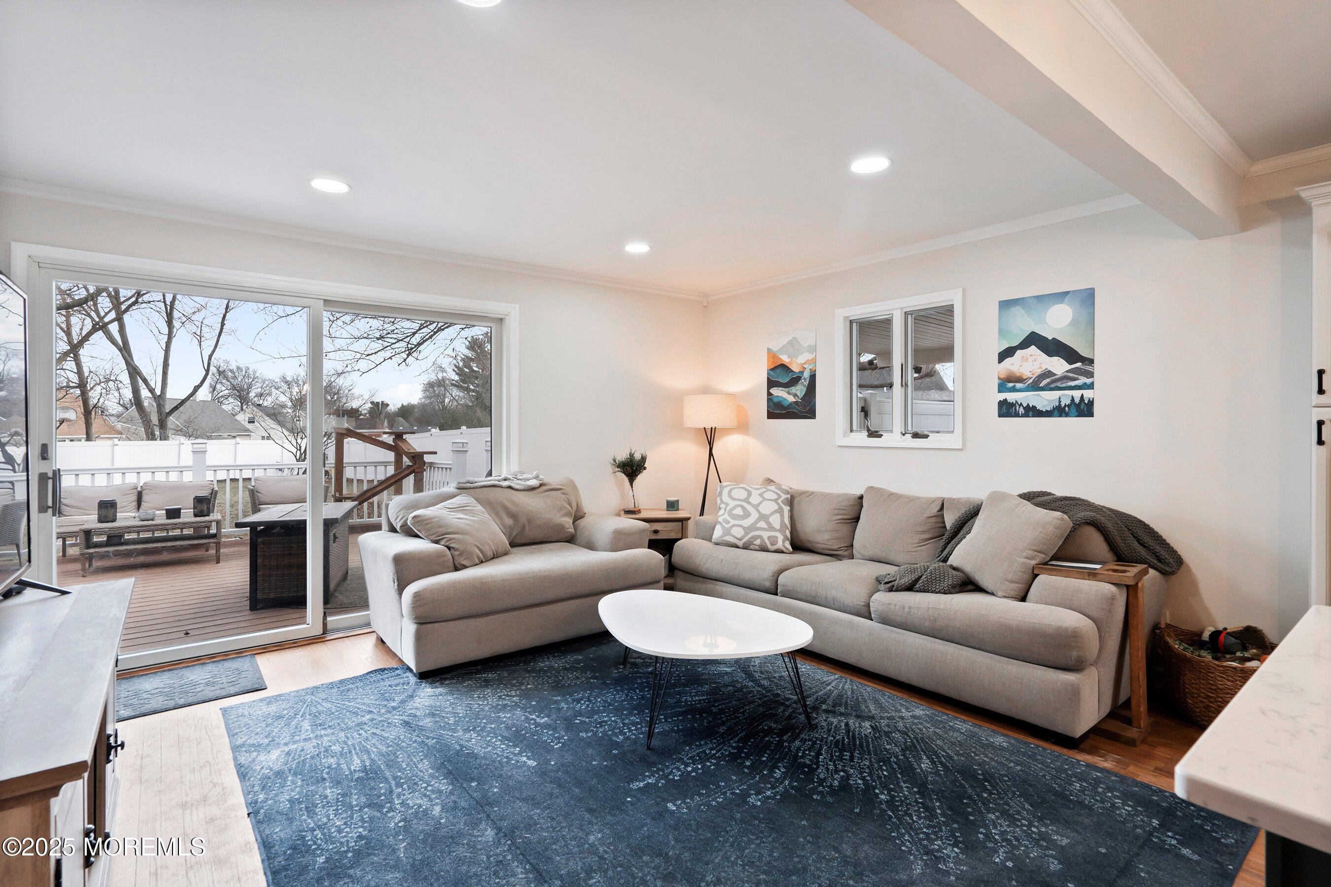 7 Downing Road Hamilton, NJ 08690 - Photo 12 of 32 12-Living 1A