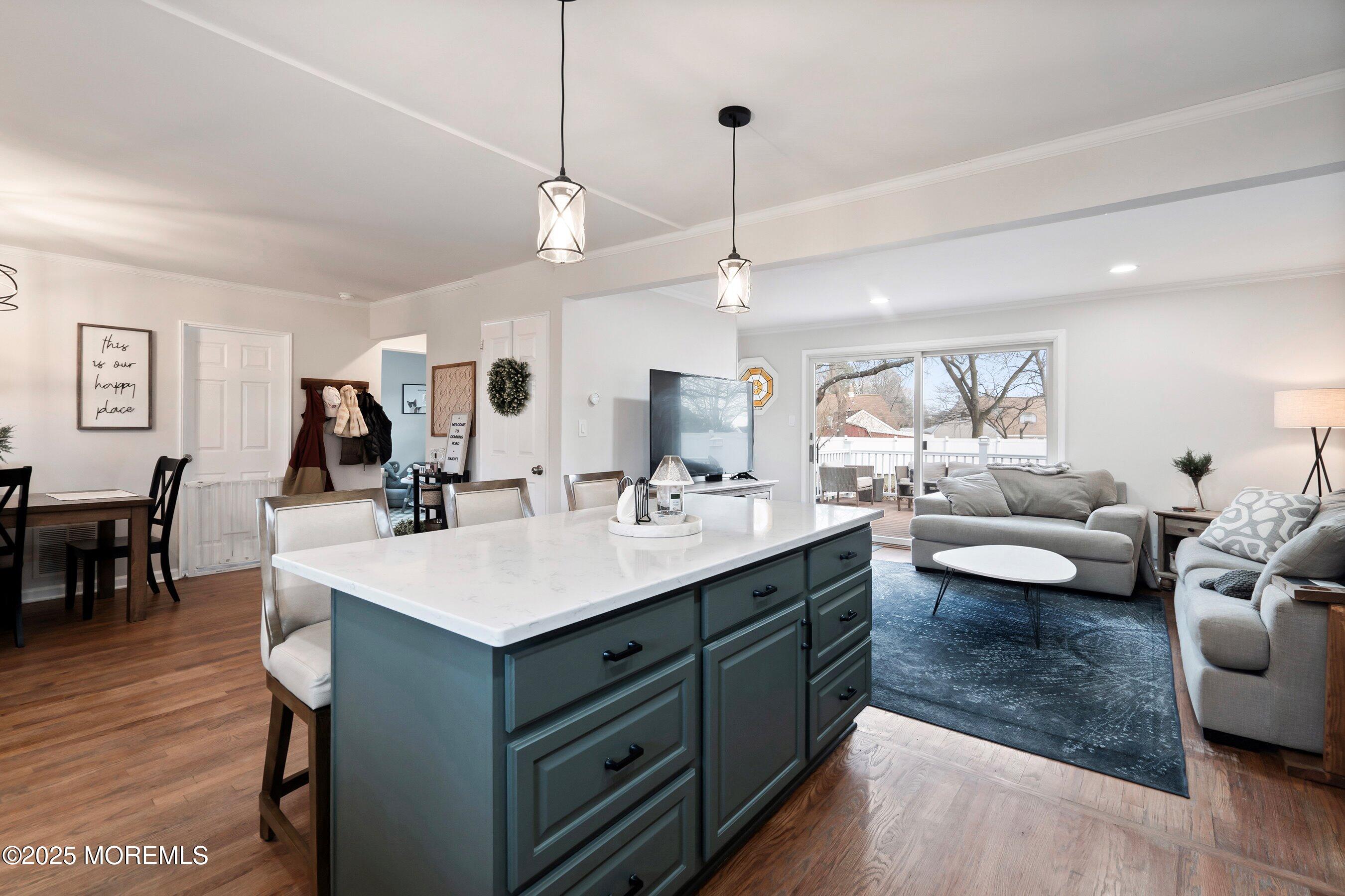 7 Downing Road Hamilton, NJ 08690 - Photo 13 of 32 13-Living 1B