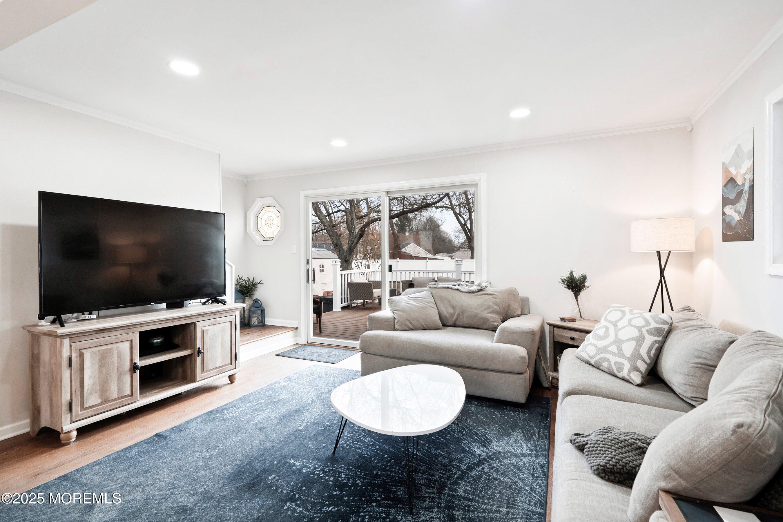 7 Downing Road Hamilton, NJ 08690 - Photo 14 of 32 14-Living 1C