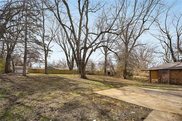 $179,500 | 8809 East 73rd Street, Raytown, MO 64133