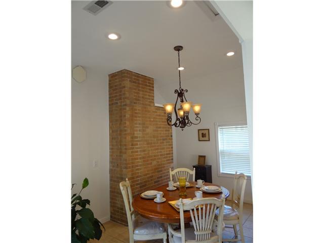 834 South Cassingham Road Columbus, OH 43209 - Photo 8 of 24 Gallery Image 8