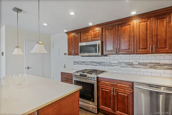 $648,000 | 18-15 215th Street, Unit 10P | Bay Terrace