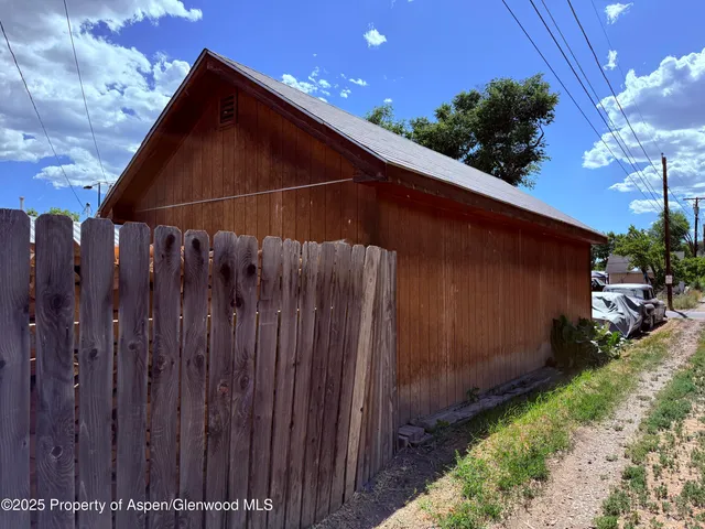 $895,000 | 110 North 5th Street, Silt, CO 81652