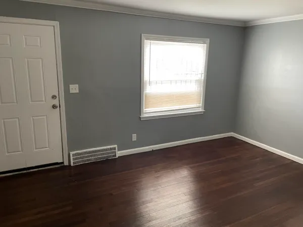 $1,100 | 8897 Cloverlawn Avenue, Detroit, MI 48204