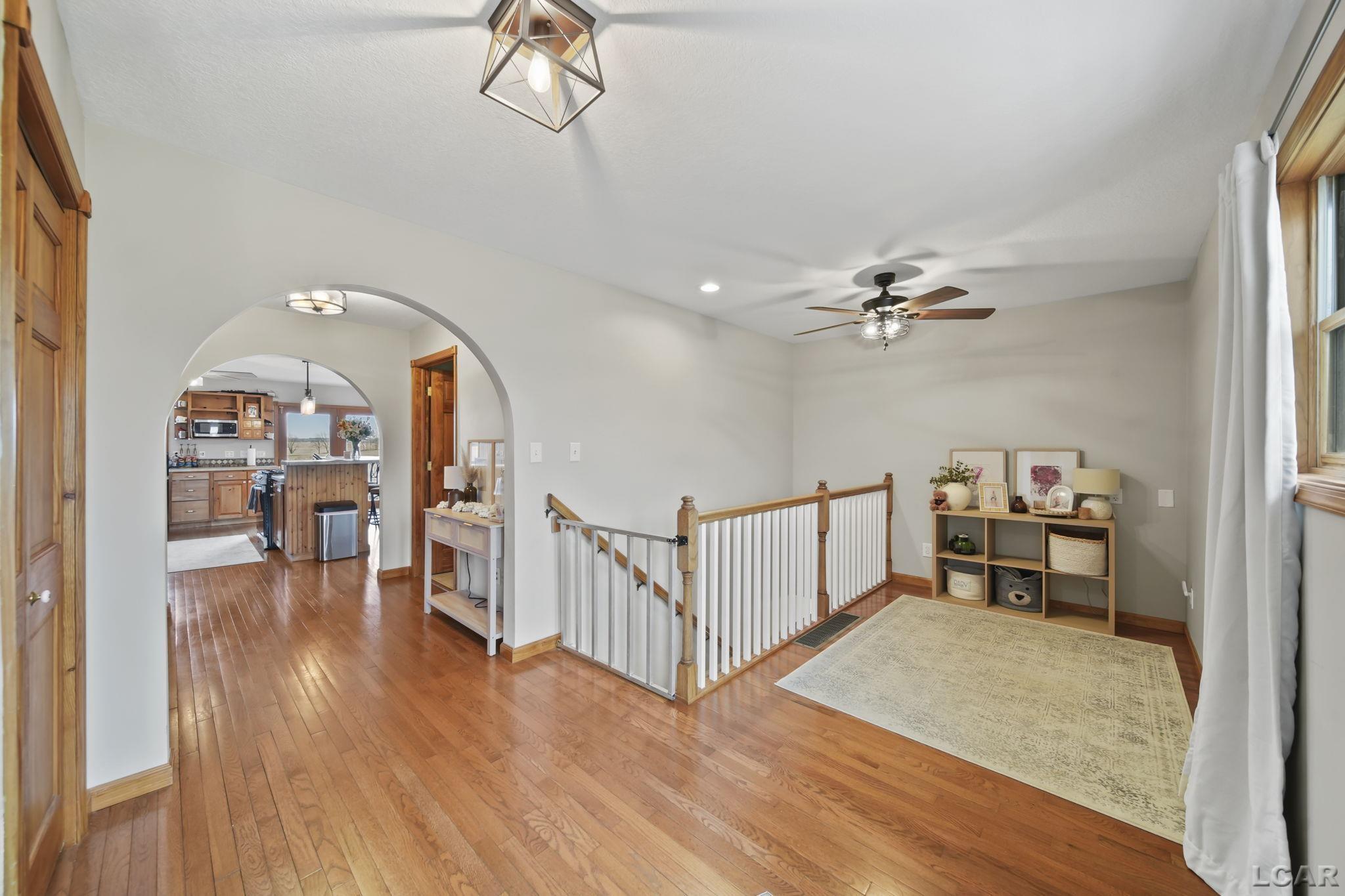 17700 Greenleaf Road Addison, MI 49220 - Photo 5 of 58 50171734-ea9376b0-c06c-4676-8ff9-dfa3cdac9d52.JPG