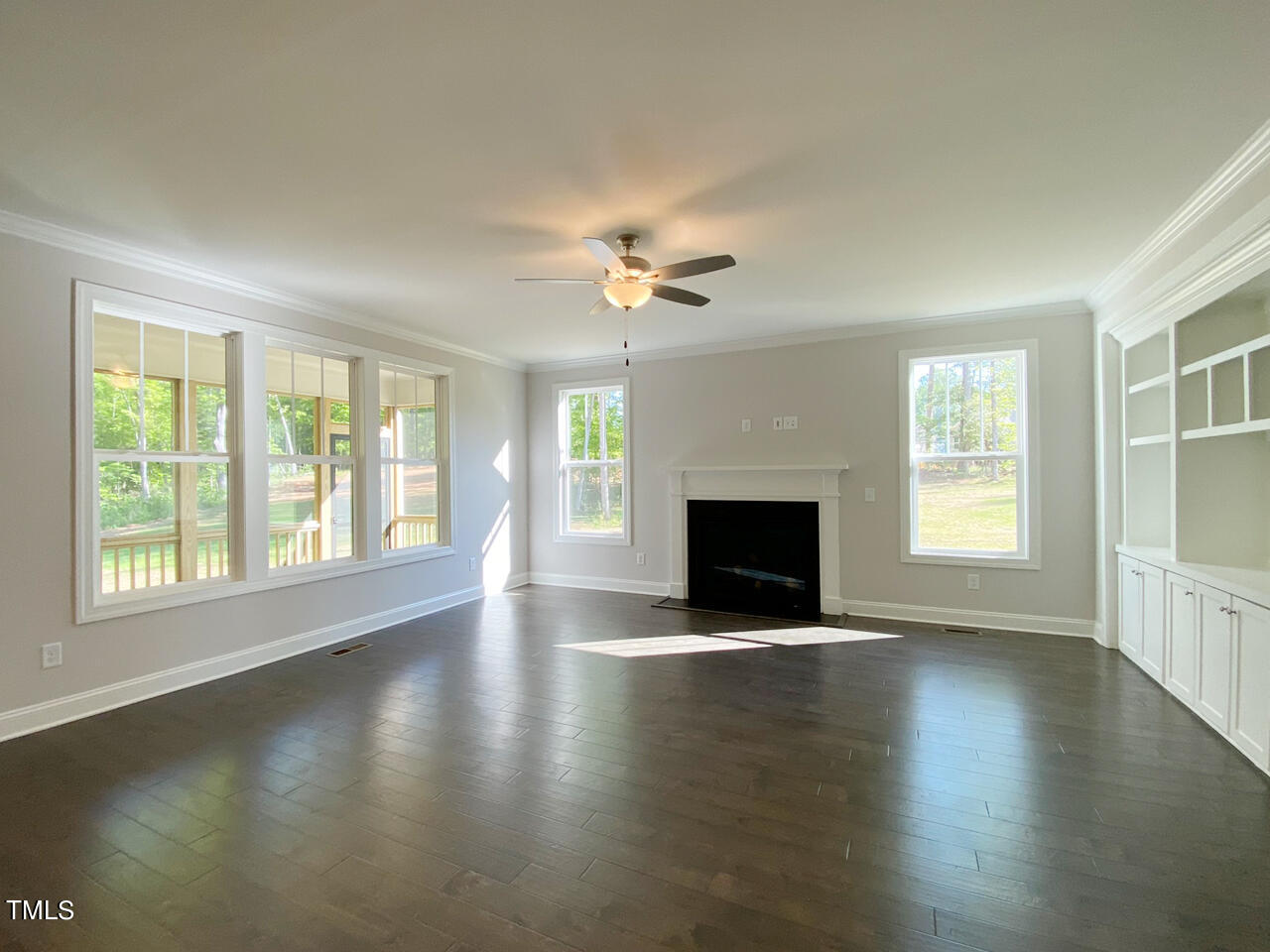 4637 Apple Rdg Lane Graham, NC 27253 - Photo 6 of 15 hc17 - livingroom