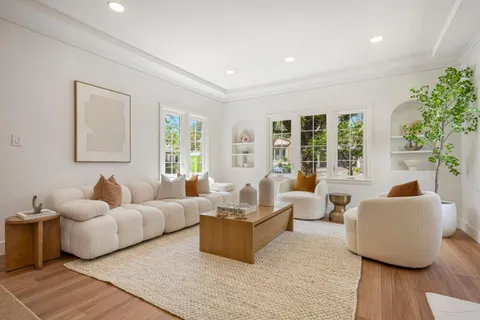 $2,600,000 | 563 Edinburgh Street, San Mateo, CA 94402