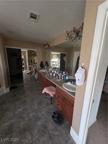 $1,268,000 | 519 Sunrise Villa Drive, Las Vegas, NV 89110