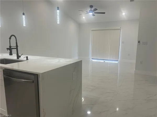 $1,800 | 2403 Dogwood Avenue South, Lehigh Acres, FL 33971