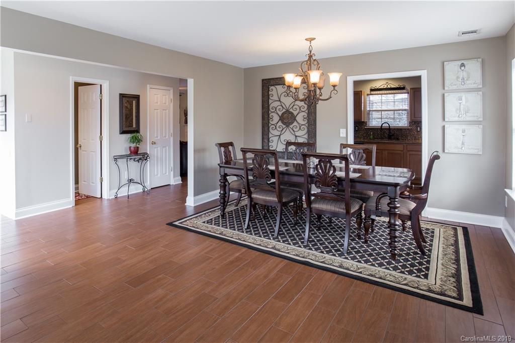 1608 Flagsworth Road Clover, SC 29710 - Photo 10 of 26 Gallery Image 10