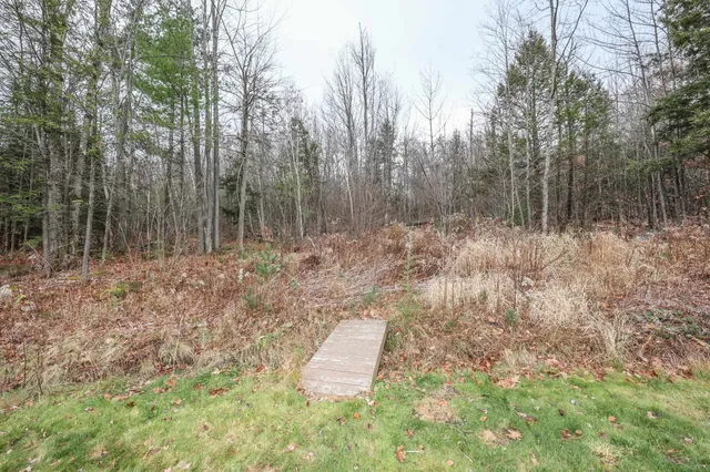 $2,600 | 81 Orchard Path Road, Weare, NH 03281