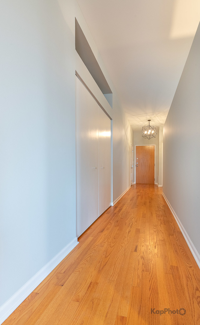 811 South Lytle Street, Unit 410 Chicago, IL 60607 - Photo 16 of 26 Gallery Image 16