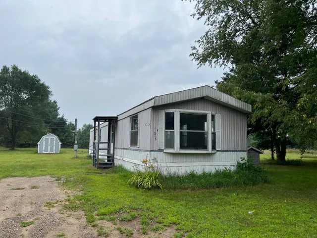 $79,000 | 975 North Dickinson Avenue, Hesperia, MI 49421