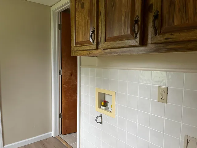 $79,000 | 975 North Dickinson Avenue, Hesperia, MI 49421