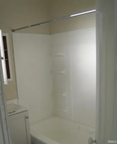 $109,900 | 207 North 2nd Street, Elkhart, IN 46516