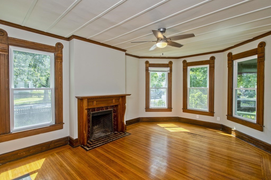 153 Princeton Street Springfield, MA 01109 - Photo 17 of 41 Gallery Image 17