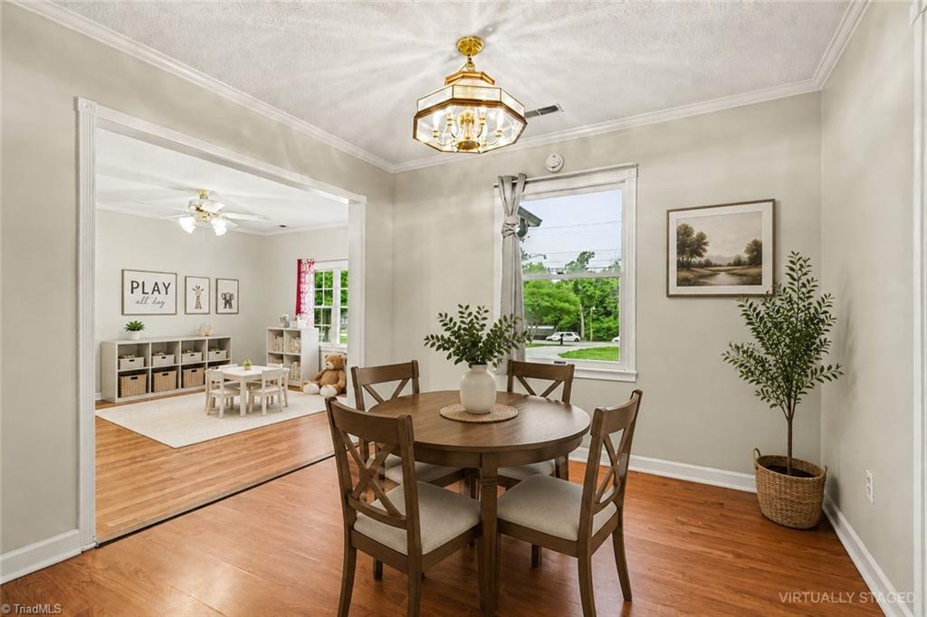 Virtually Staged Dining Room