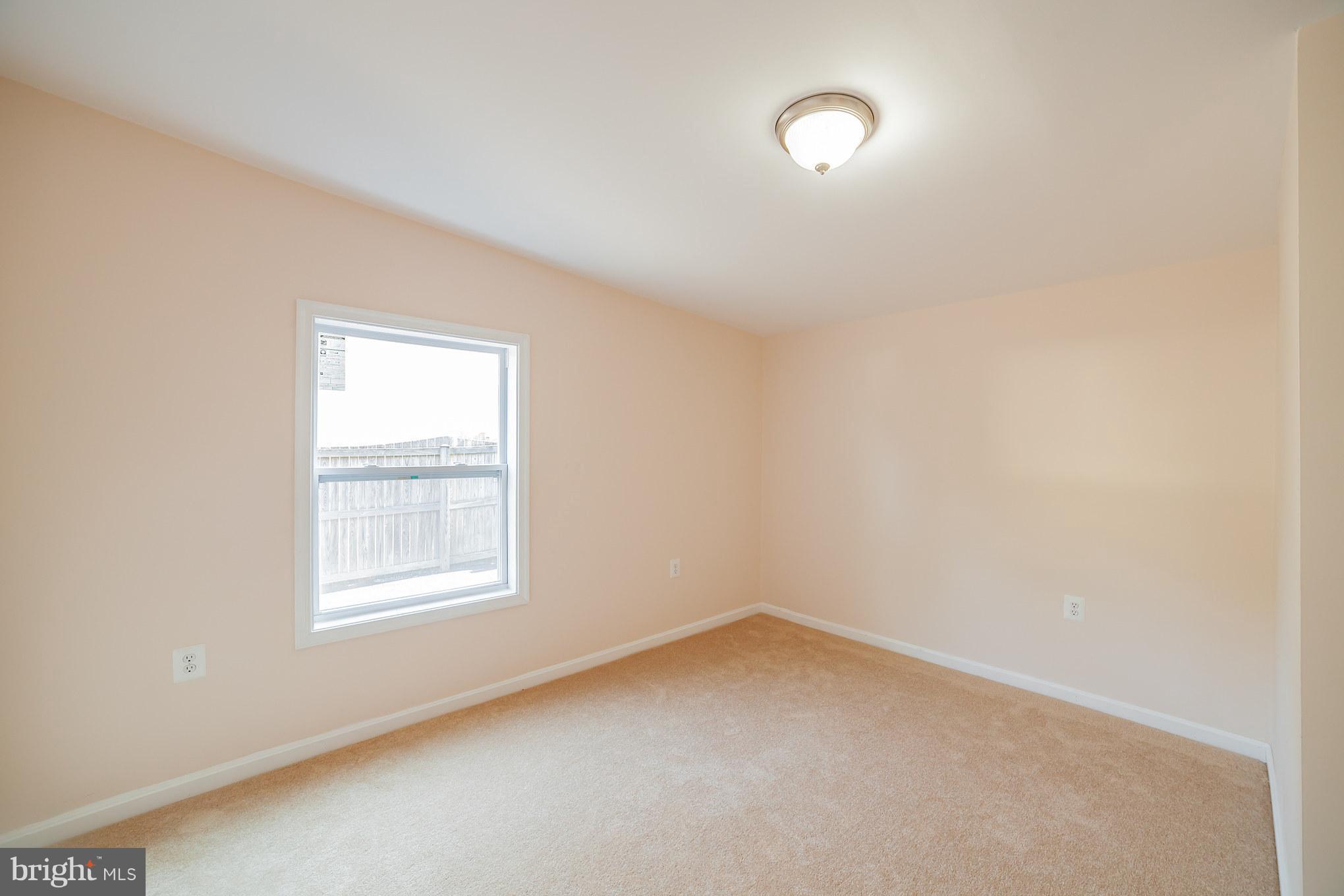 7731 West Shore Road Pasadena, MD 21122 - Photo 22 of 30 Bedroom