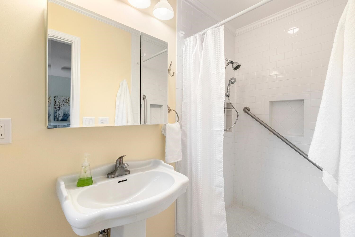5004 Rembert Drive Raleigh, NC 27612 - Photo 26 of 61 Photo 26