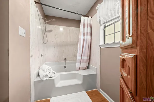 $255,000 | 1518 Shadybrook Drive, Baton Rouge, LA 70816