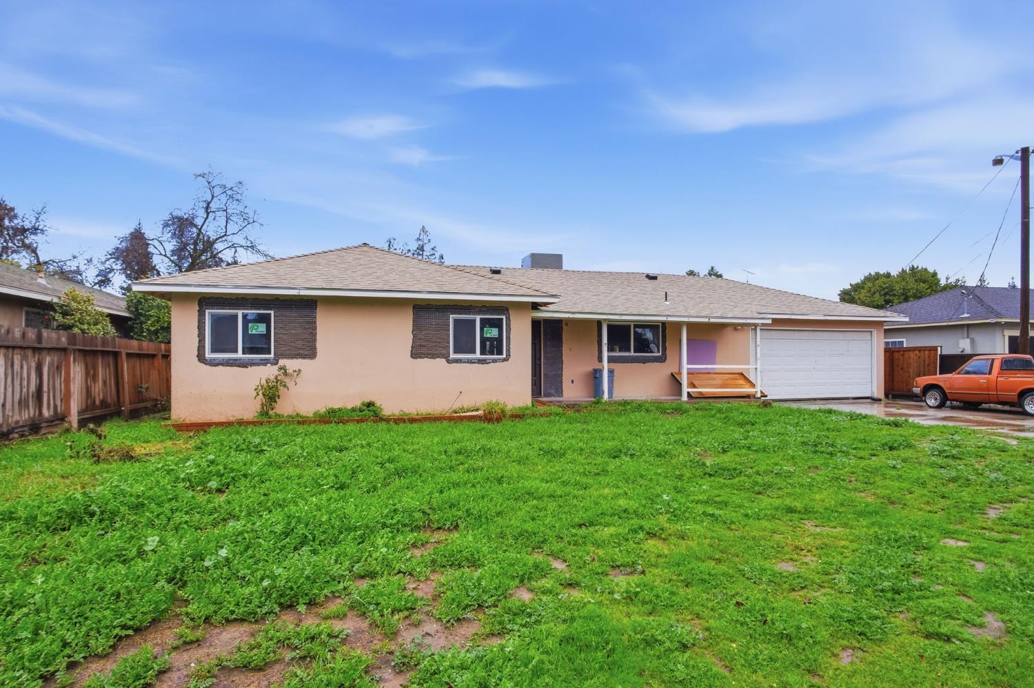 1131 Rosemore Avenue Modesto, CA 95358 - Photo 3 of 25