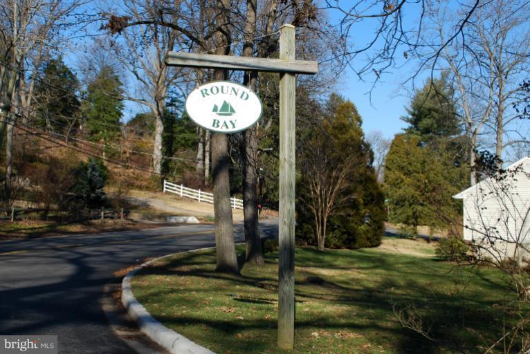 503 Old County Road Severna Park, MD 21146 - Photo 5 of 30 Exterior (General)