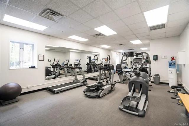 $280,000 | 16 Chatsworth Avenue, Unit 105, Larchmont, NY 10538