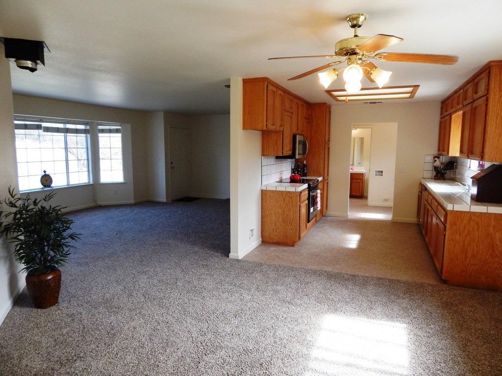 47586 Cheyenne Road Coarsegold, CA 93614 - Photo 7 of 27 Gallery Image 7