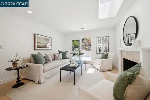 $1,250,000 | 8 Ketelsen Court, Moraga, CA 94556