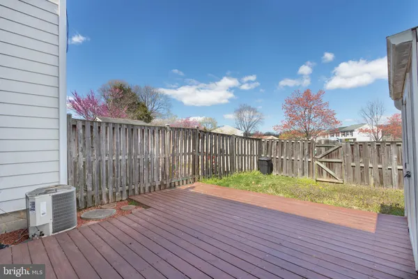 $2,092 | 4686 Hercules Lane, Woodbridge, VA 22193