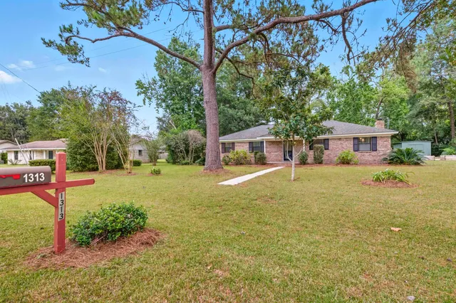 $309,900 | 1313 Lansdowne Road, Tallahassee, FL 32317