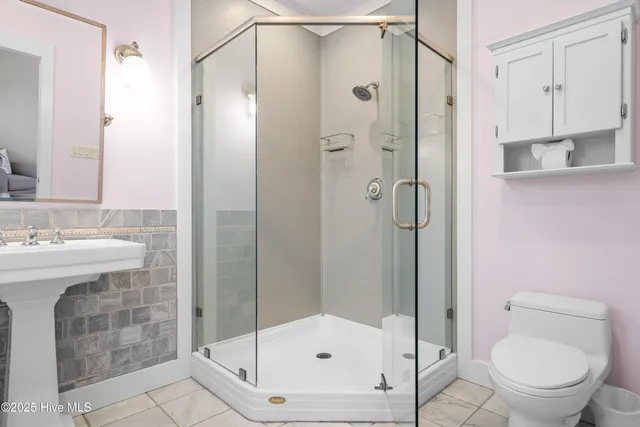 $1,429,990 | 320 Governor Safford Lane, Emerald Isle, NC 28594