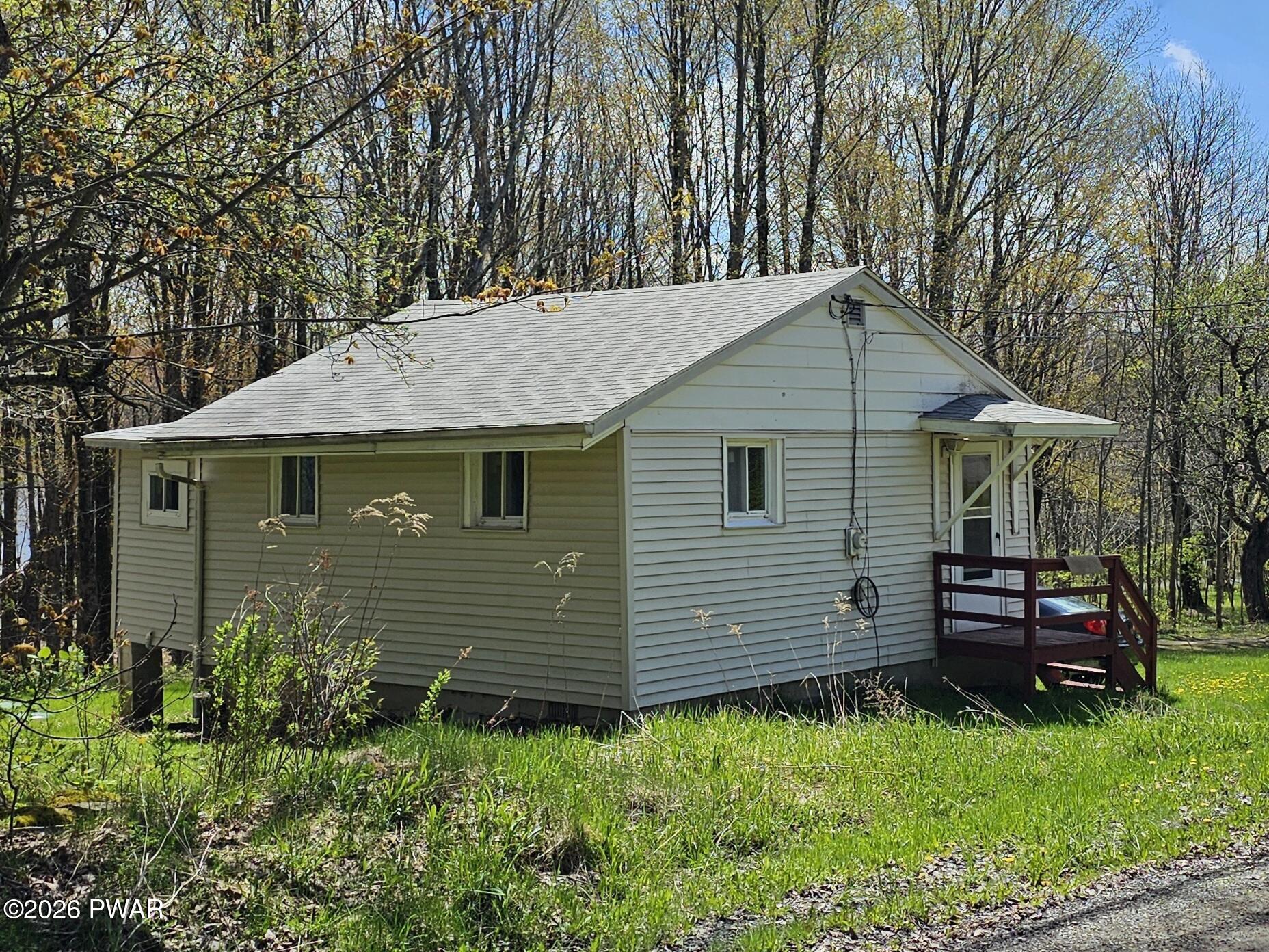 348 Spruce Lake Road Thompson, PA 18465 - Photo 3 of 20