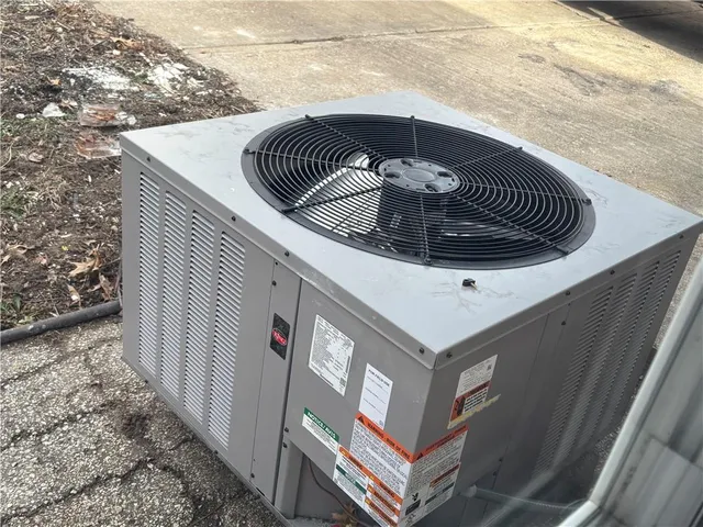 $194,900 | 3423 Jackson Street, St. Joseph, MO 64507