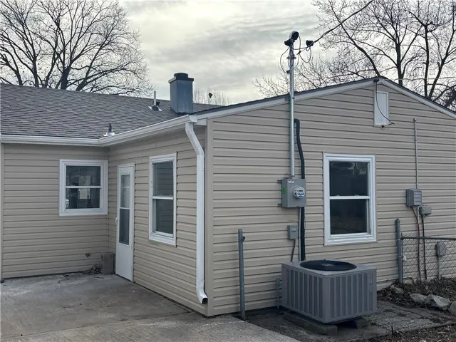 $194,900 | 3423 Jackson Street, St. Joseph, MO 64507