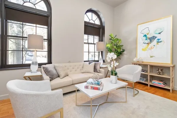 $809,000 | 60 Glen Road, Unit 101, Brookline, MA 02445