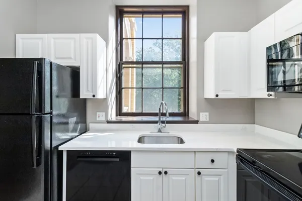 $799,000 | 60 Glen Road, Unit 101, Brookline, MA 02445