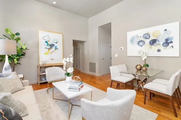 $799,000 | 60 Glen Road, Unit 101, Brookline, MA 02445