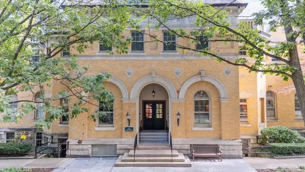 $799,000 | 60 Glen Road, Unit 101, Brookline, MA 02445
