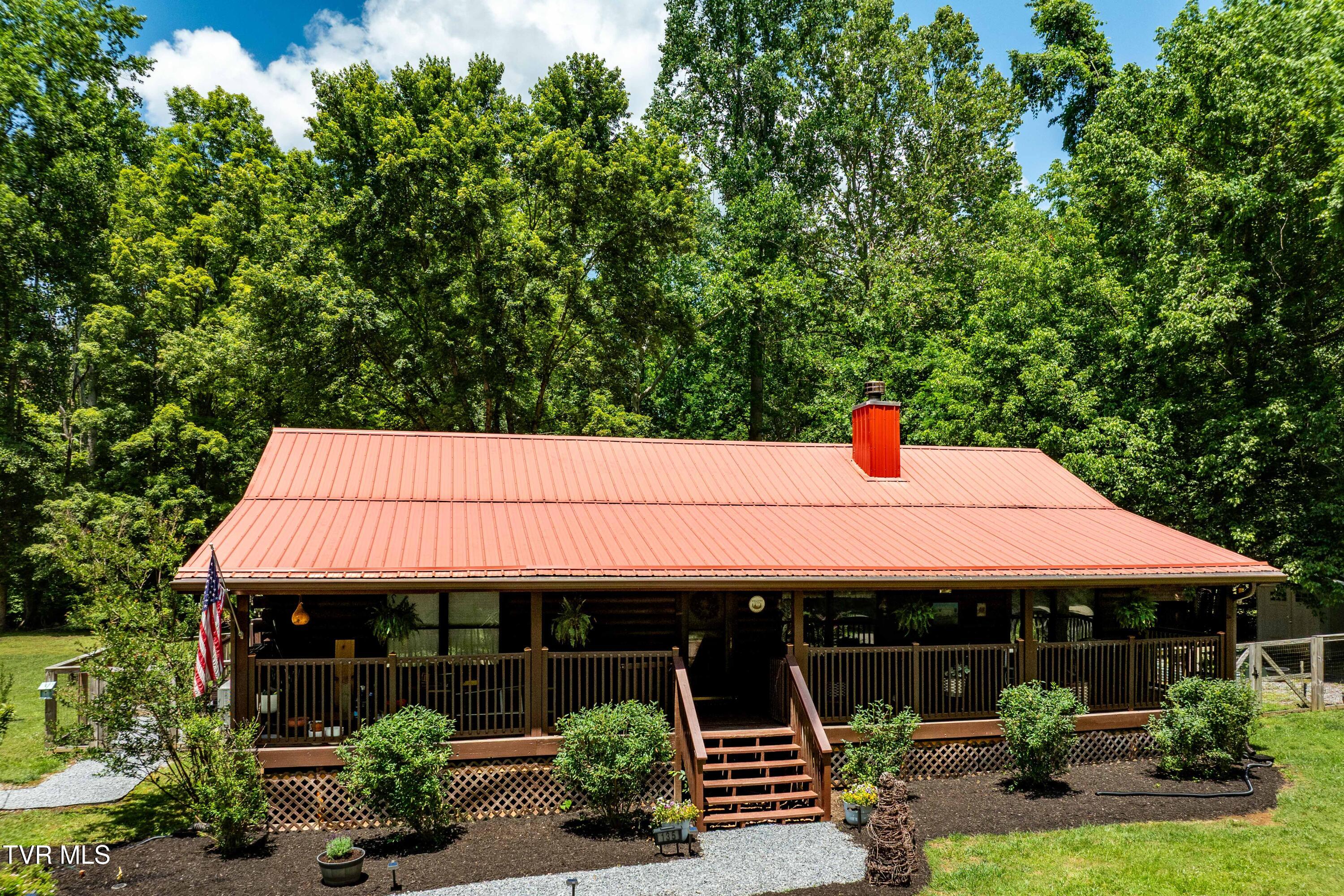 135 Grindstaff Hollow Road Elizabethton, TN 37643 - Photo 17 of 116 135 Grindstaff Hollow (13 of 83)