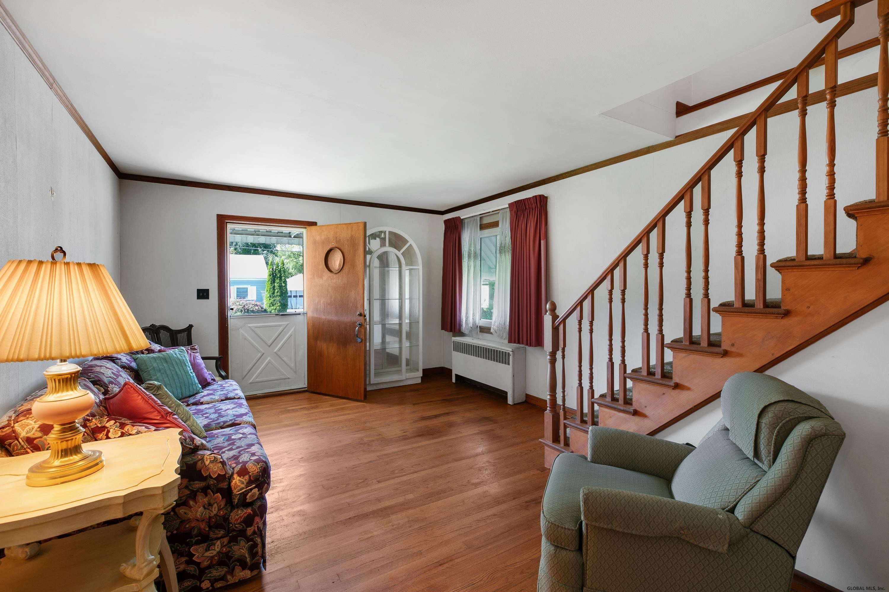 2 Genesee Avenue Rensselaer, NY 12144 - Photo 4 of 25 Photo 4
